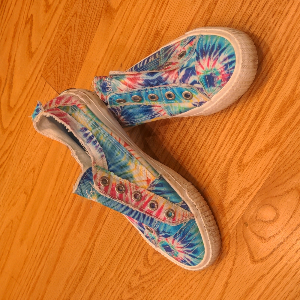 Blowfish Malibu tie dye shoes